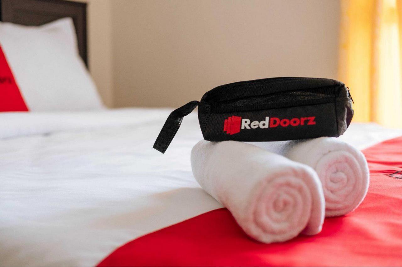 Reddoorz @ Jalan Padat Karya Prabumulih Perabumulih Exteriör bild